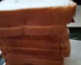 A picture of step 4 of Roll and sholl, Paneer sandwich.
