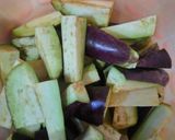 Foto langkah ke 1 dari resep Terong balado.
