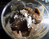 Foto del paso 5 de la receta: Delicia en vasos con postre de chocolate, frutillas y vainillas