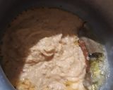 A picture of step 4 of Egg gravy.