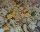 Foto langkah ke 5 dari resep Nasi Goreng Teri Medan.
