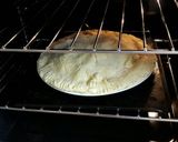 A picture of step 9 of Mandys plate apple pie.