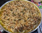 Foto del paso 1 de la receta: Tortilla de tallarines y sobras