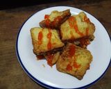 Foto langkah ke 5 dari resep Roti Goreng Telur Apa Adanya.