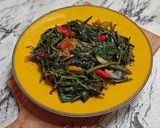 Foto langkah ke 3 dari resep Tumis Kangkung.