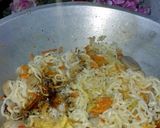 Foto langkah ke 4 dari resep Resep mie goreng pedas simpel dan enak.