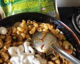 A picture of step 3 of Mayo Macaroni.
