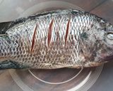 Foto langkah ke 1 dari resep Nila Asam Manis ala Kaki Lima.