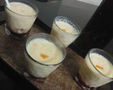 A picture of step 3 of Mango mastani with strawberry flavour.