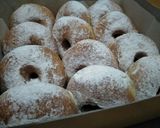 Foto langkah ke 9 dari resep Donat "Menul" Kinyis-Kinyis.