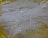 Hình bước làm 1 của món Hủ Tiếu Khô Xào Thập Cẩm