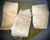 Foto del paso 2 de la receta: Bacalao con mango y gulas