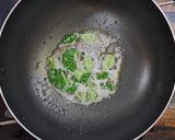A picture of step 2 of Murmura Chivda.