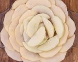 Foto del paso 6 de la receta: Tarta de manzana con salsa de fresas