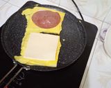 Foto langkah ke 5 dari resep Roti Telur Panggang ala Korea.