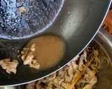 A picture of step 3 of Chicken Fried Noodles.
