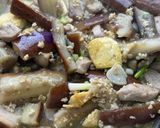 Foto langkah ke 5 dari resep Oseng Terong Tahu Ayam Bakso.