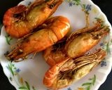 A picture of step 2 of Prawn Malai curry.
