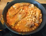 Foto del paso 6 de la receta Garbanzos y muslos de pollo