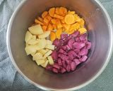 Foto langkah ke 1 dari resep Taiwanesse Jiu fen sweet potato balls.