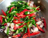 Foto langkah ke 3 dari resep Tumis Tauco Pare Tempe.