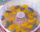 Foto langkah ke 4 dari resep Puding Jeruk Kelapa Muda.