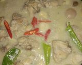 รูปขั้นตอนการทำที่ 6 ของ ต้มข่าไก่ (Thai Chicken Coconut Soup)