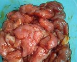 Foto langkah ke 2 dari resep Tumis Daging Pedas.