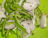 વેજ પીઝા (veg pizza in recipe gujarati) રેસીપી સ્ટેપ4ફોટો