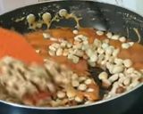 A picture of step 2 of Peanuts Chikki.