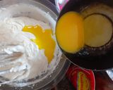 Foto langkah ke 5 dari resep Bolu tape putih telur moist bgt.. recommended.... 👍👍🍰🍰.