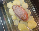 Foto del paso 3 de la receta: Magret de pato al horno con patatas panadera