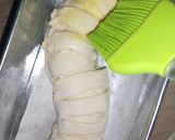 A picture of step 19 of Fusion of chicken bread.