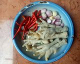Foto langkah ke 1 dari resep Ceker Pedas.