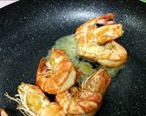 Gambar langkah 14 resipi Butter Prawn Bersarang.