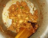 A picture of step 7 of Chicken stuffed Rooti farmajoo in pateela.