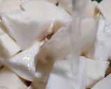 Foto langkah ke 2 dari resep Sop Ubi Kayu.
