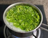 Hình bước làm 3 của món Canh Cải Non Nấu Cá Bè