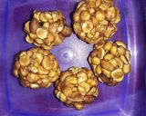 நாட்டு சர்க்கரை கடலை சிக்கி (Nattu sakarai kadalai chikki recipe in tamil) ரெசிபி ஸ்டேப் 3 புகைப்படம்