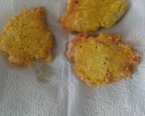 Foto del paso 3 de la receta: Tortitas de pollo en salsa verde