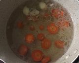 Foto langkah ke 3 dari resep Sup Brokoli Wortel simple.