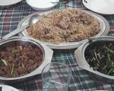 A picture of step 1 of Gosht chawal.