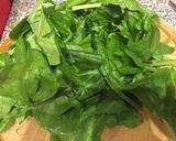 Foto del paso 1 de la receta: Revuelto de espinaca y champiñones frescos