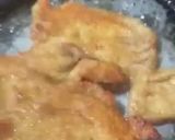 Foto del paso 2 de la receta: Frijoles negros con pollo empanizado y pasta roja