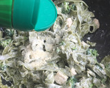 Foto del paso 4 de la receta: Pasta de espinaca estilo Alfredo (bajo en grasa y a mi manera)