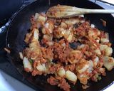 Foto del paso 3 de la receta: Burritos de papas con chorizo