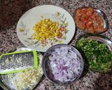 कॉर्न वेज चीज़ सैंडविच (Corn veg cheese sandwich recipe in hindi) रेसिपी चरण 1 फोटो