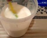Foto del paso 2 de la receta: Como hacer yogurt natural con fresa fácil económico y rápido!!!