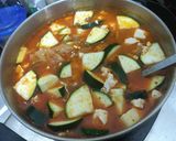 Foto langkah ke 5 dari resep Kimchi Subdubu Jjigae.
