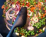 Foto del paso 2 de la receta: Chernia con salsa y ensalada